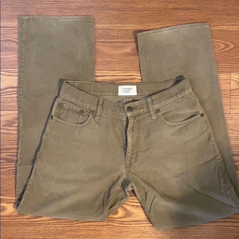 Old Navy corduroy khaki pants. 30x32